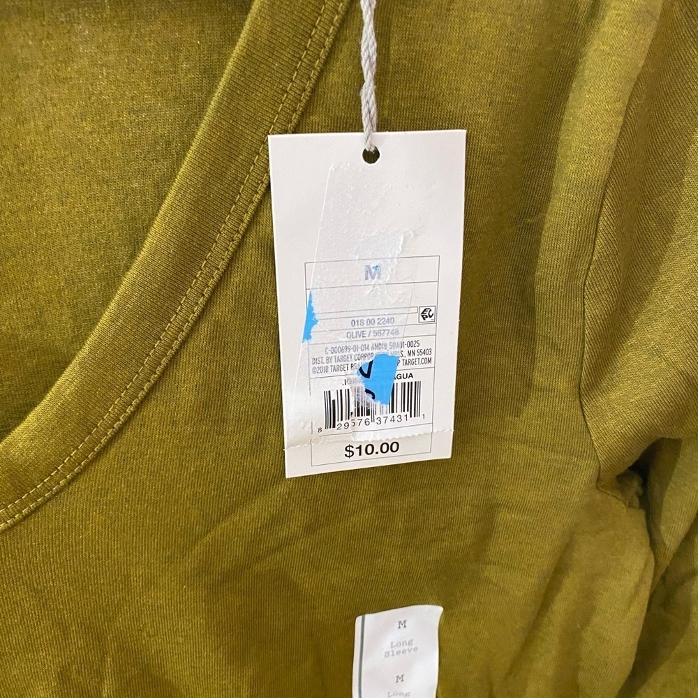 Women’s A New Day V Neck Long Sleeve Top - Picture 3 of 4